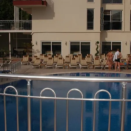 House Hotel Side